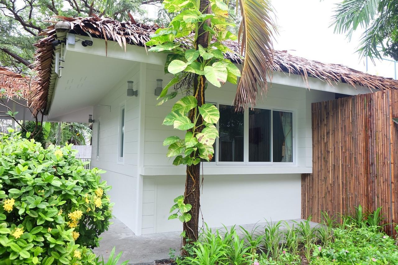 Aquna Huahin Resort Bagian luar foto