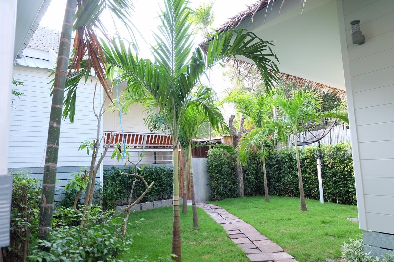 Aquna Huahin Resort Bagian luar foto