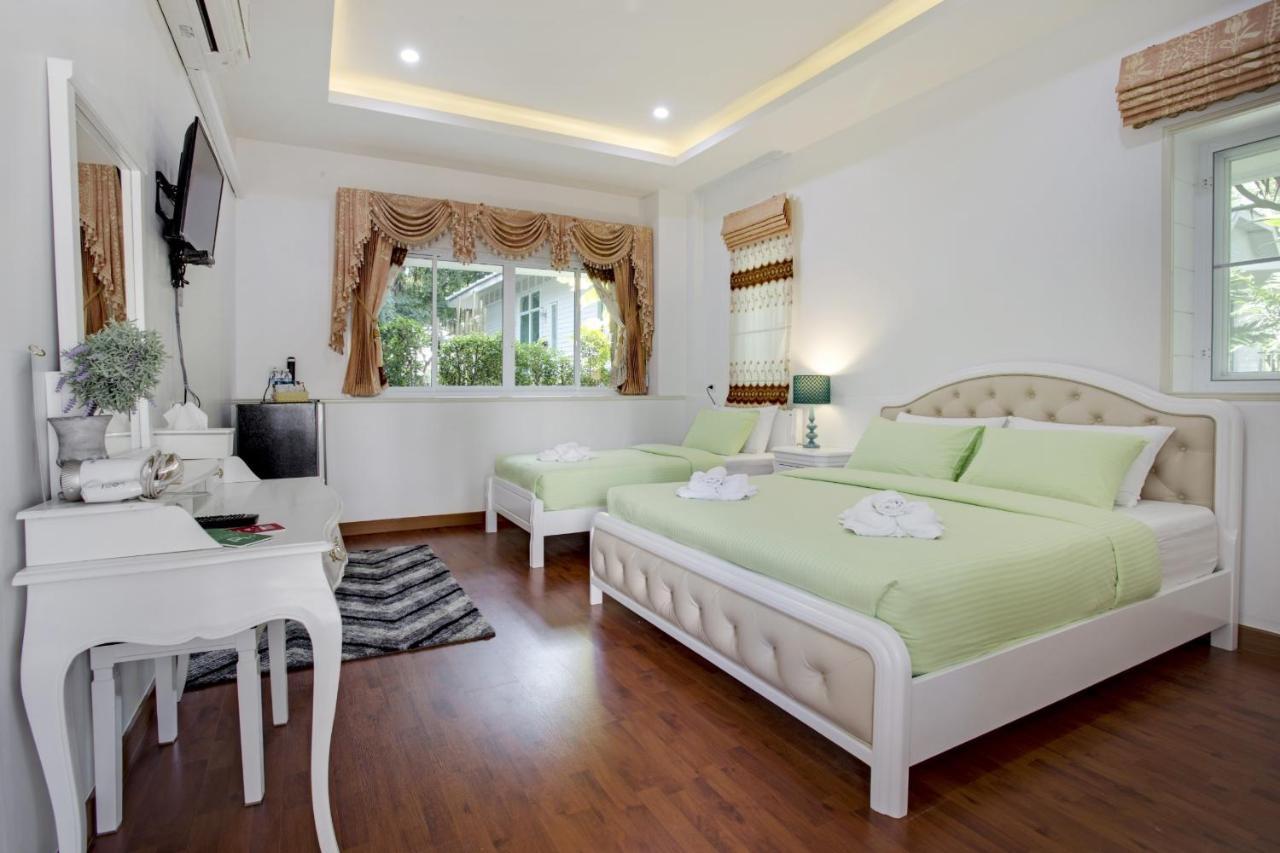 Aquna Huahin Resort Bagian luar foto